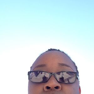 Meet your Posher, Gwendolyn